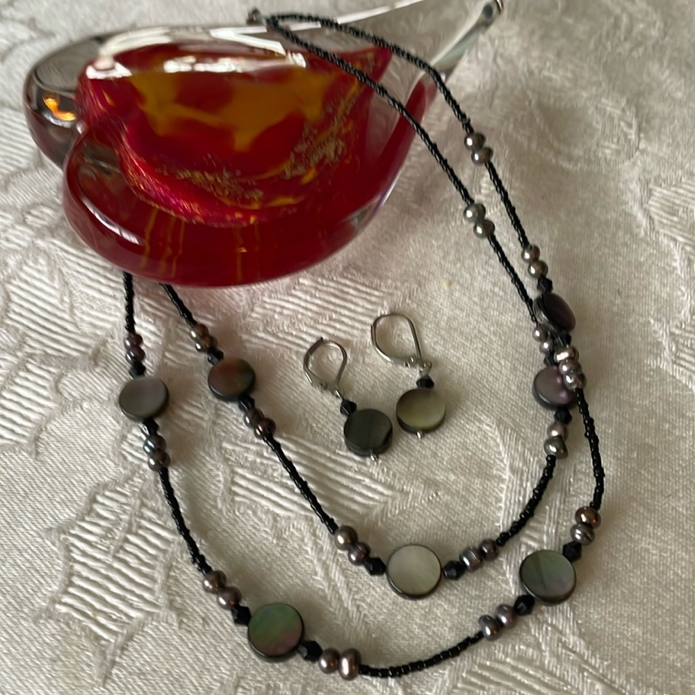 Lia Sophia Beaded & Shell Accent Necklace & Earrings Fashion Jewelry